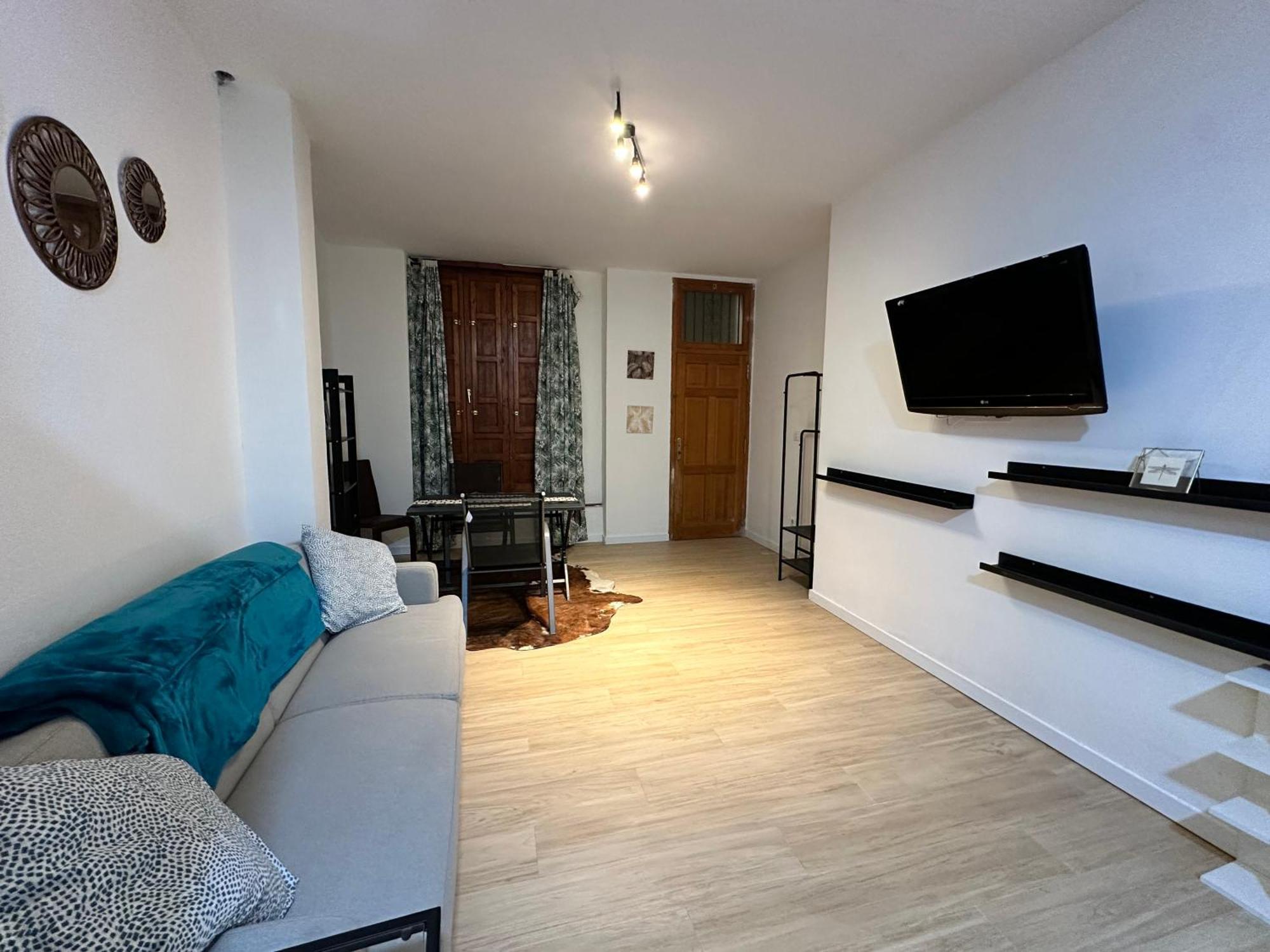 Downtown Valencia Apartment Exterior photo